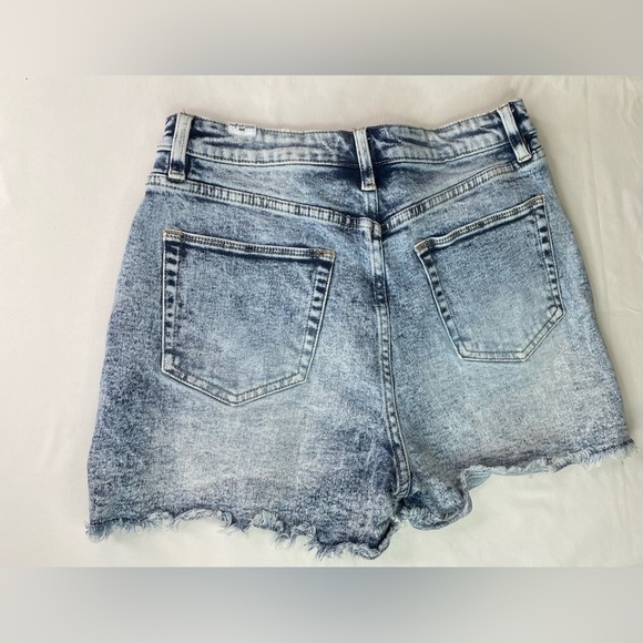 l&M Crafted Cross Over Mom Shorts High Waisted Denim Size Medium - Picture 2 of 9